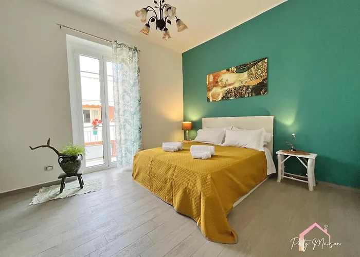 Patty Maison - Large & New Central Apartment