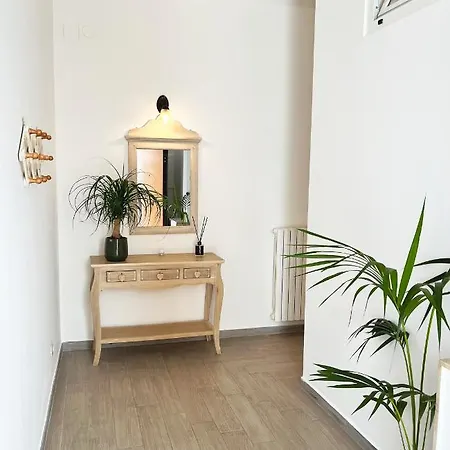 Patty Maison - Large & New Central Apartment Bari Exterior photo